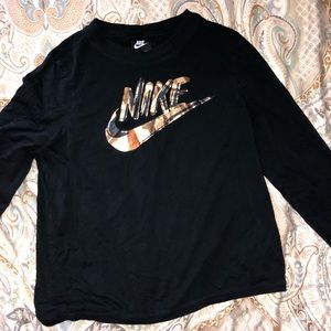 Nike long sleeve shirt